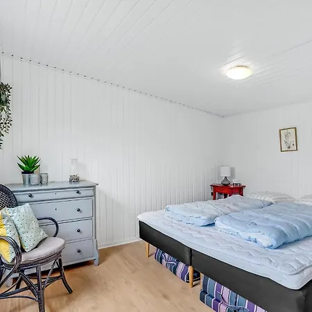 4 Bedroom Nice In Tarm * Hemmet